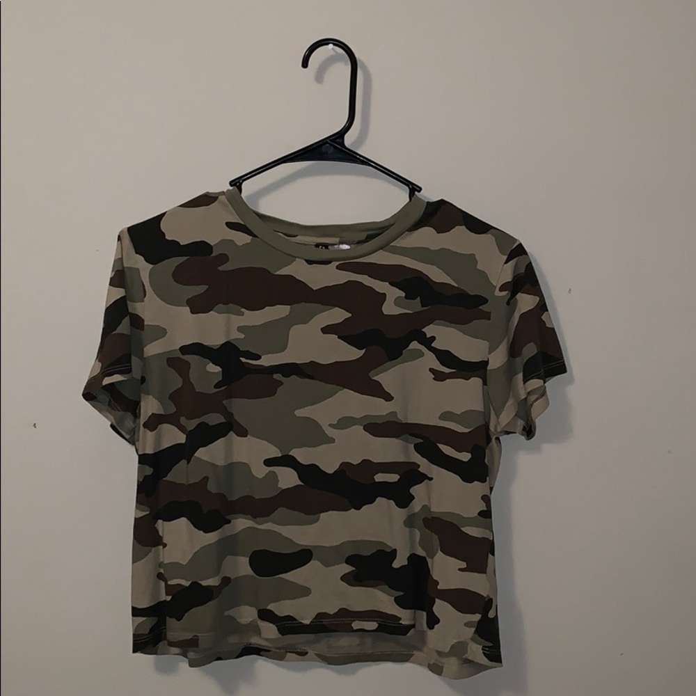 Camouflage t-shirt